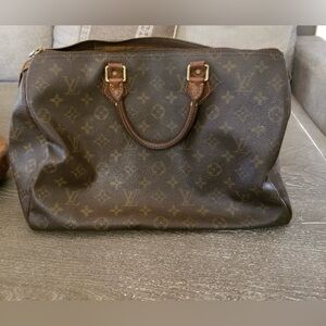 Louis Vuitton Speedy 35 Monogram Canvas Satchel